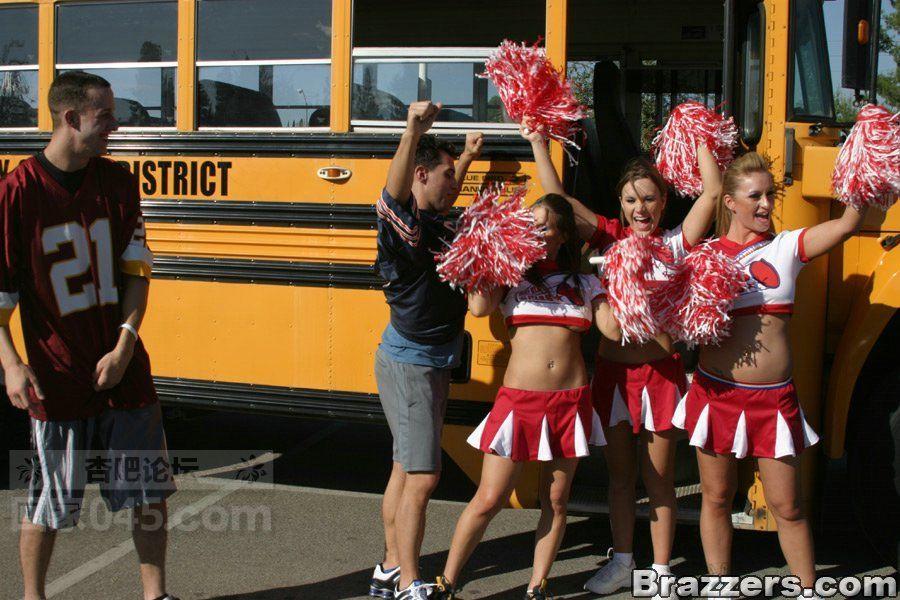 three-slutty-cheerleaders-starting-a-fervent-orgy-in-the-school-bus_3.jpg